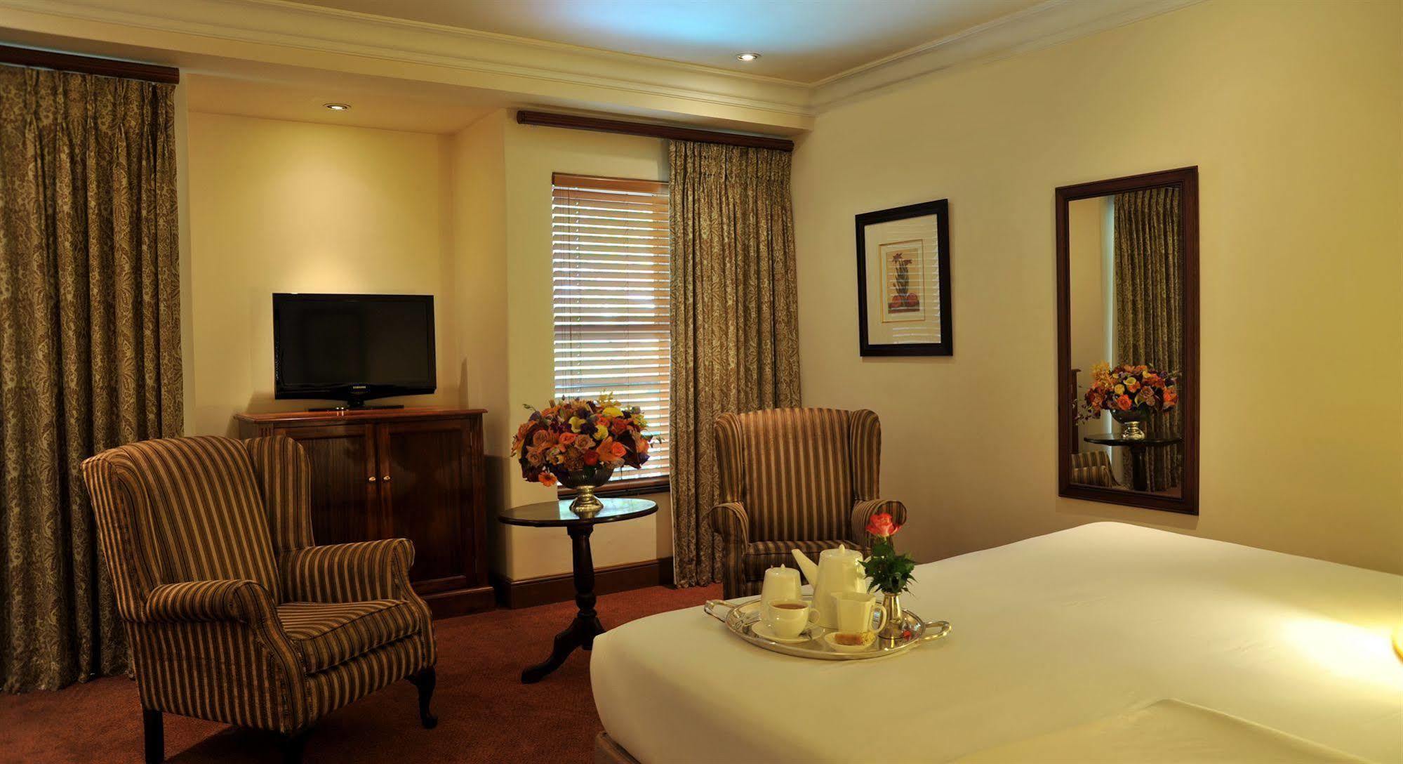 Premier Hotel Falstaff Johannesburg Szoba fotó